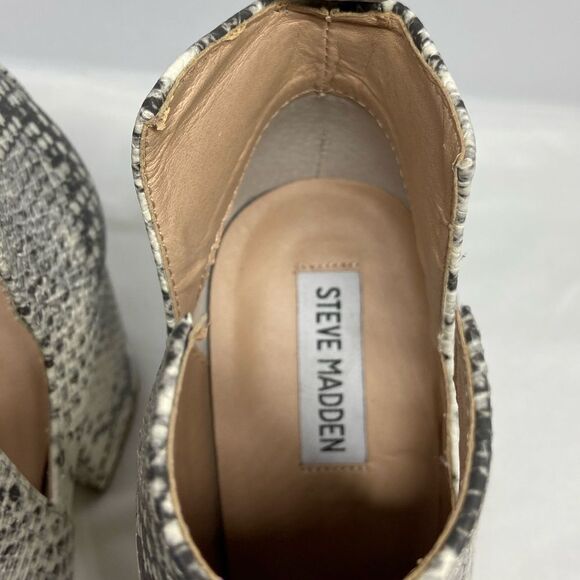 Steve Madden Nayna Snake Skin Print Ankle Booties 9.5M - Picture 7 of 10
